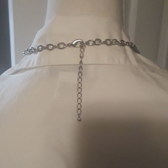 Beaded Silver Leaf Pendant Statement Necklace - Picture 5 of 10